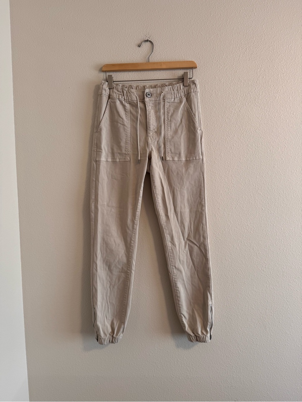 American Eagle Outfitters Cream Drawstring Jogger Pants